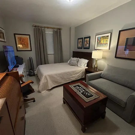 Cozy Brooklyn Home, Private Rooms In Host Shared Apartment